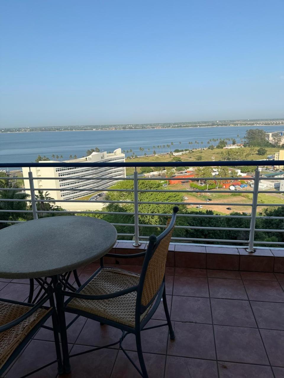 Hotel Cardoso Мапуто Екстериор снимка
