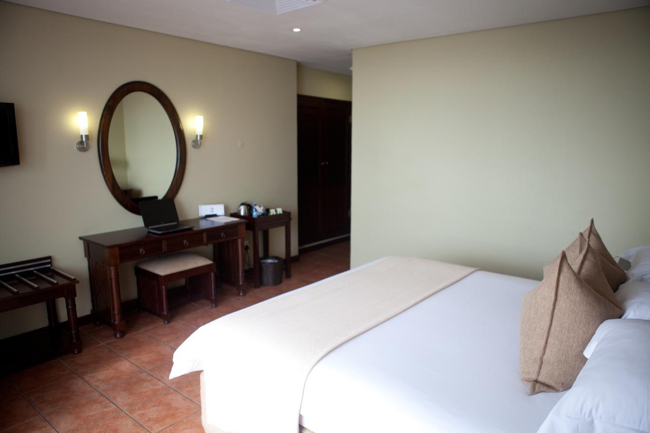 Hotel Cardoso Мапуто Екстериор снимка