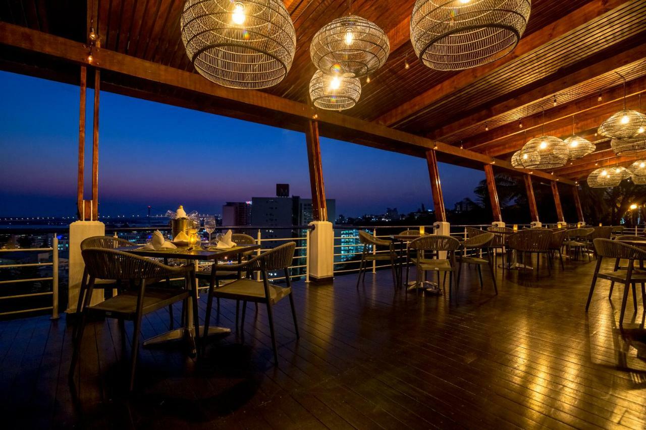 Hotel Cardoso Мапуто Екстериор снимка