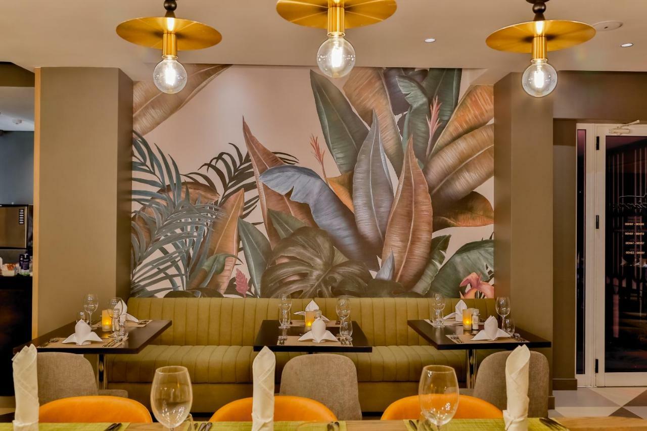 Hotel Cardoso Мапуто Екстериор снимка